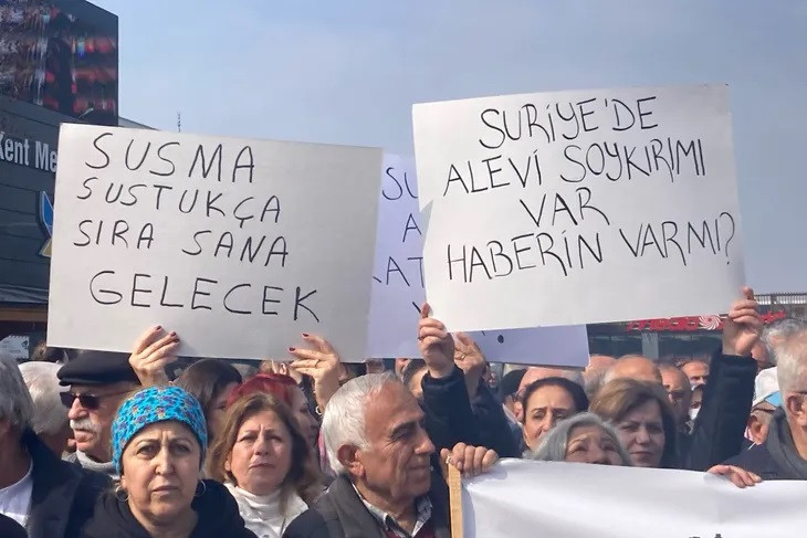 Bursa'da Alevi örgütleri Suriye'deki Alevi katliamını protesto etti