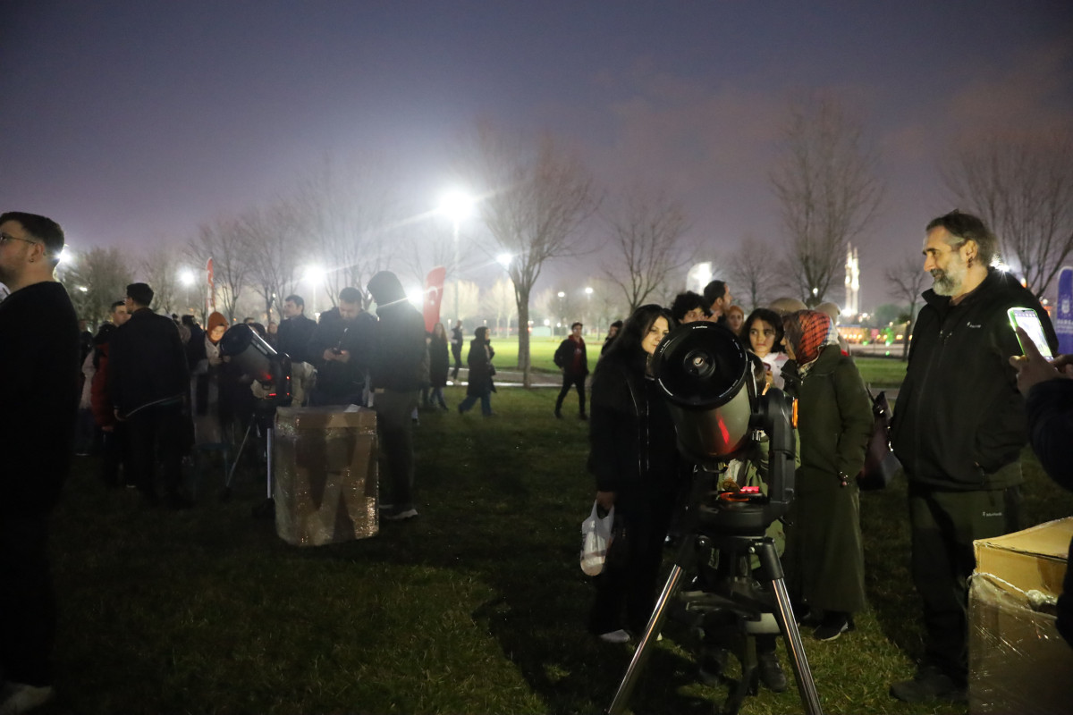 Büyükşehir’den ‘Gökyüzü Gözlem Şenliği’