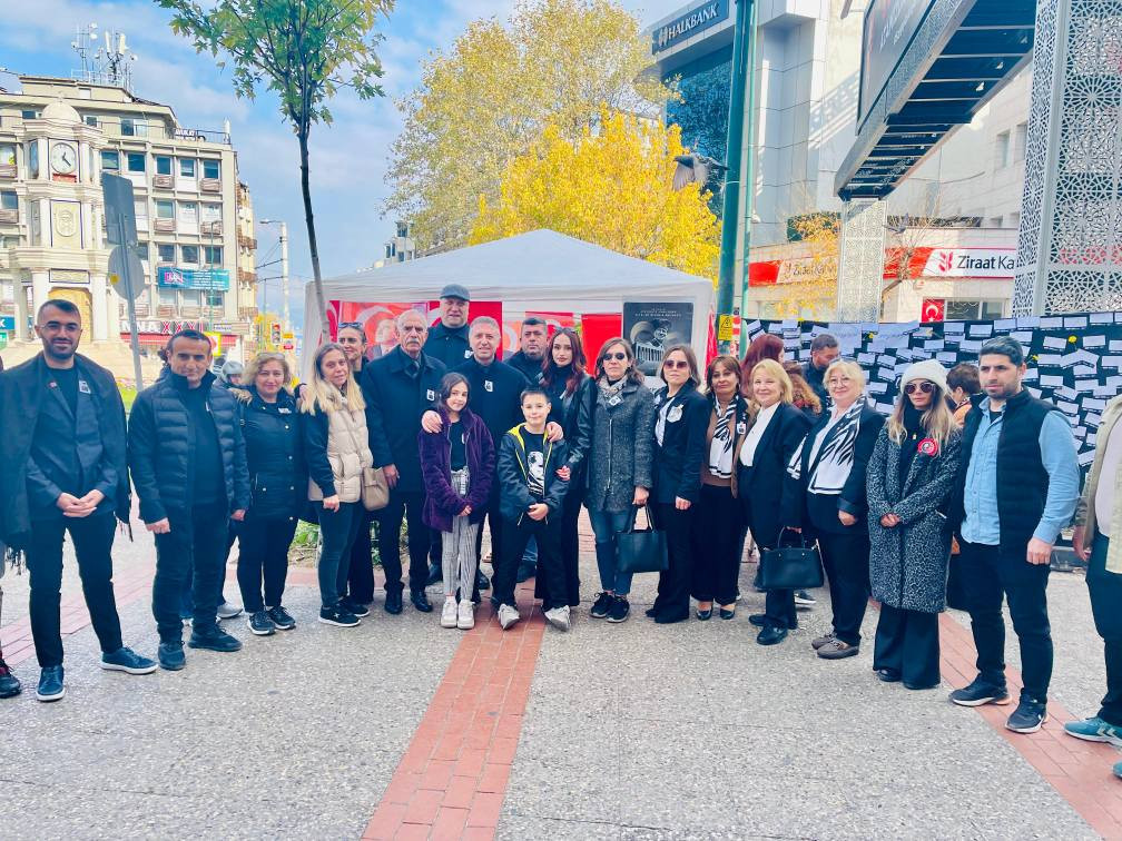 CHP Yıldırım İlçe Örgütü'nden 10 Kasım Atatürk'ü Anma Etkinliği