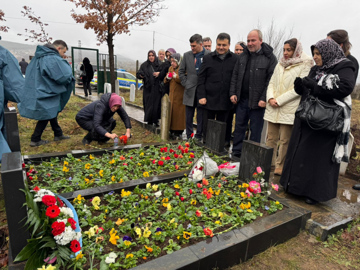 Direnişinin sembolü 'Türkan bebek' mezarı başında anıldı