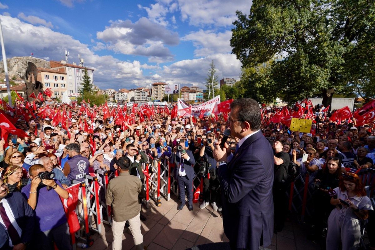 İMAMOĞLU:  BU MEMLEKETİN EVLATLARINI MUTLU ETMEK İÇİN, HEP BİRLİKTE MİLLETİN İKTİDARINA YÜRÜYECEĞİZ