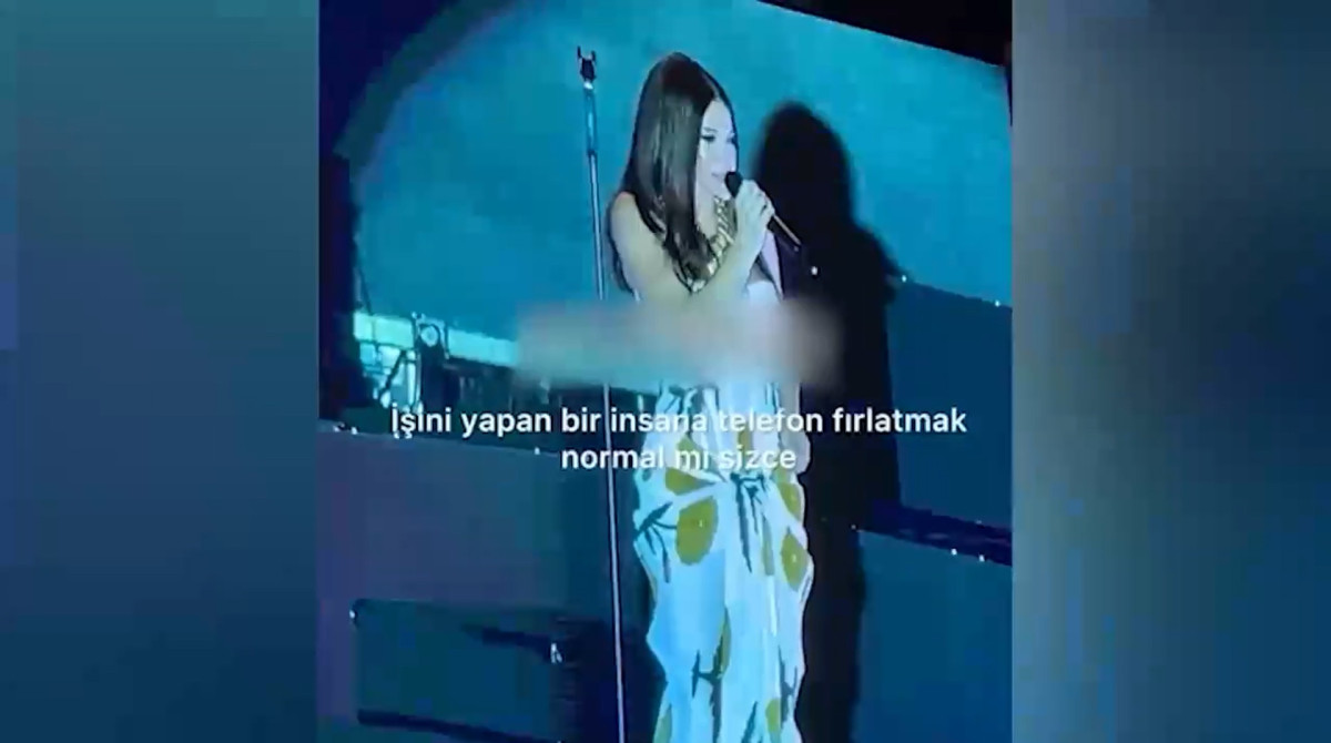 Simge Sağın, son konserinde korku dolu anlar yaşadı