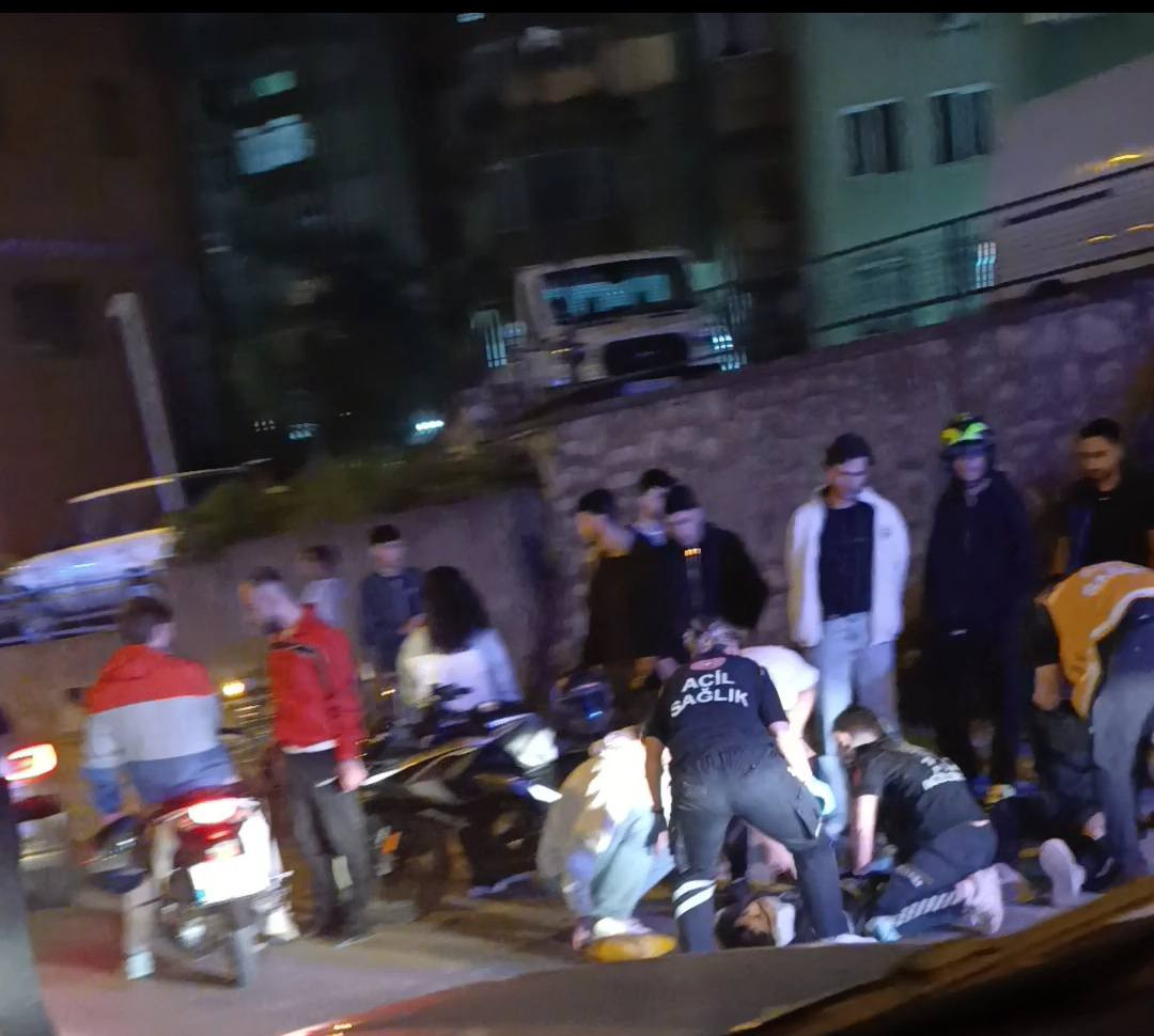 Sırameşeler Metro Durağı'nda Motosiklet Kazası: 2 Yaralı