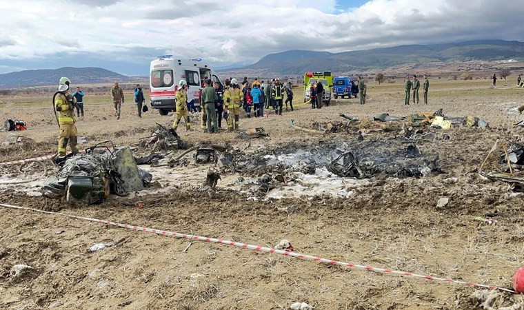 Askeri helikopter düştü: 6 asker şehit!