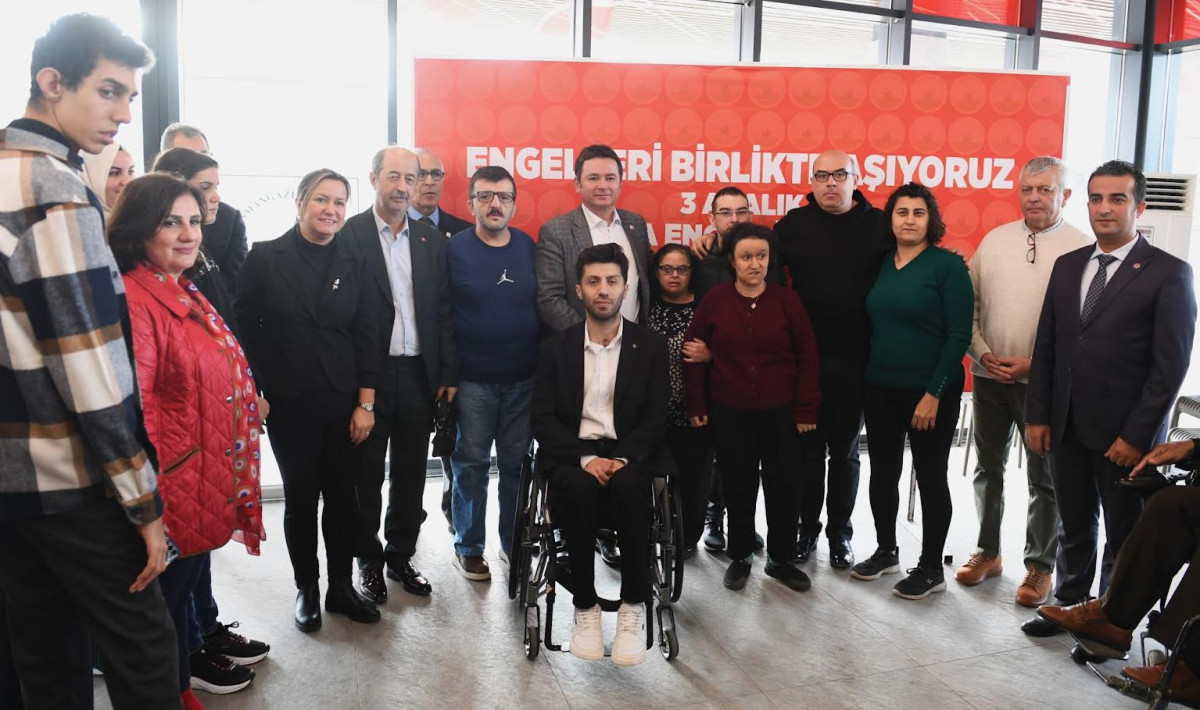 Başkan Aydın Engelli Bireylerle Kahvaltıda Buluştu