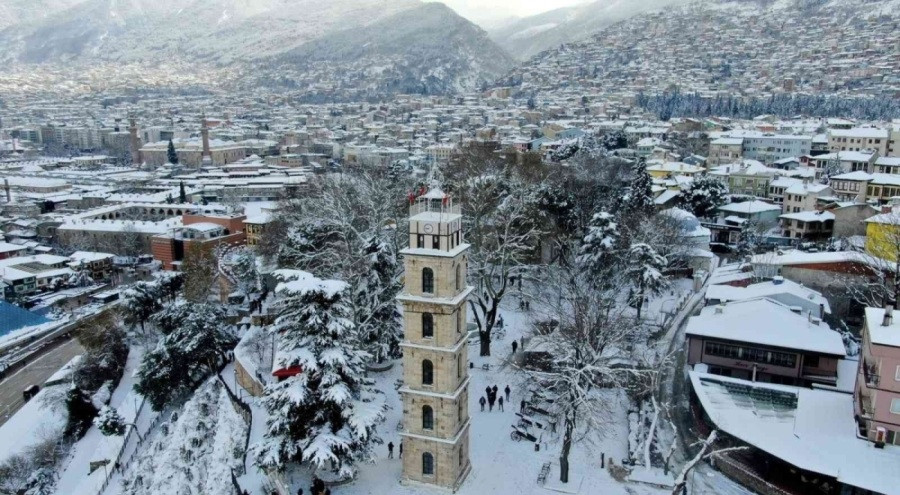 Bursada Sağnak Ve Yükseklerde Kar Yağışı Bekleniyor