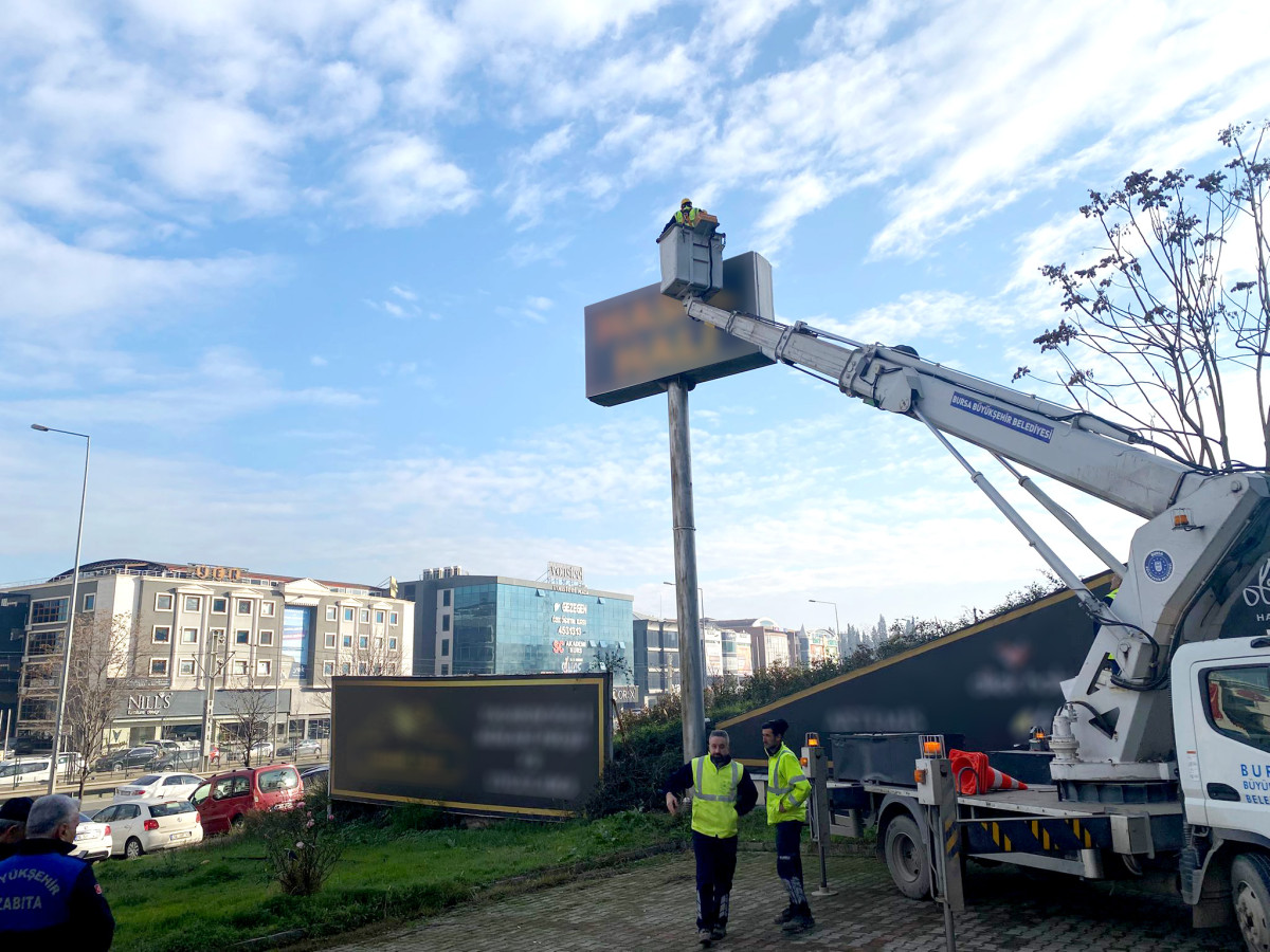 ‘Estetik Bursa’ için Büyükşehir sahada