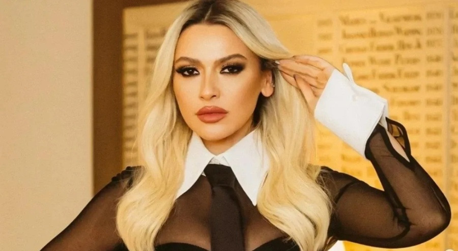 Hadise'den teğmenlere destek