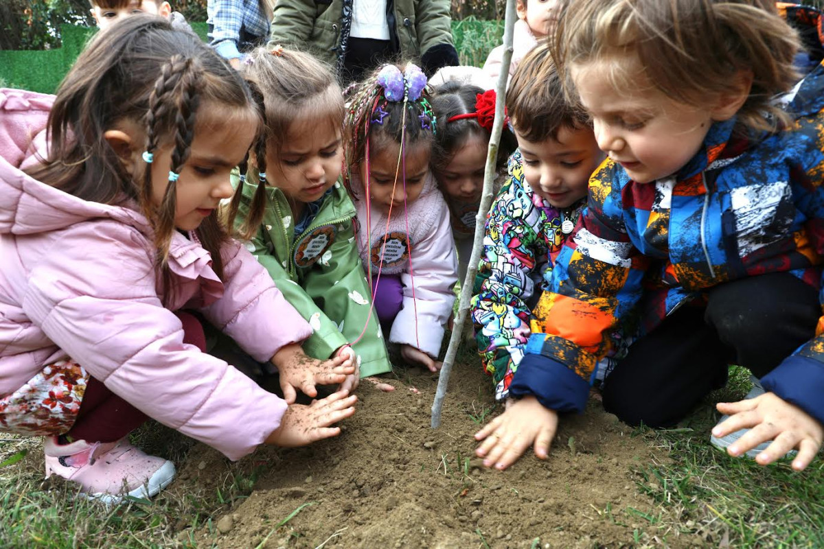 MUDANYALI ÇOCUKLARDAN SES GETİREN MANİFESTO